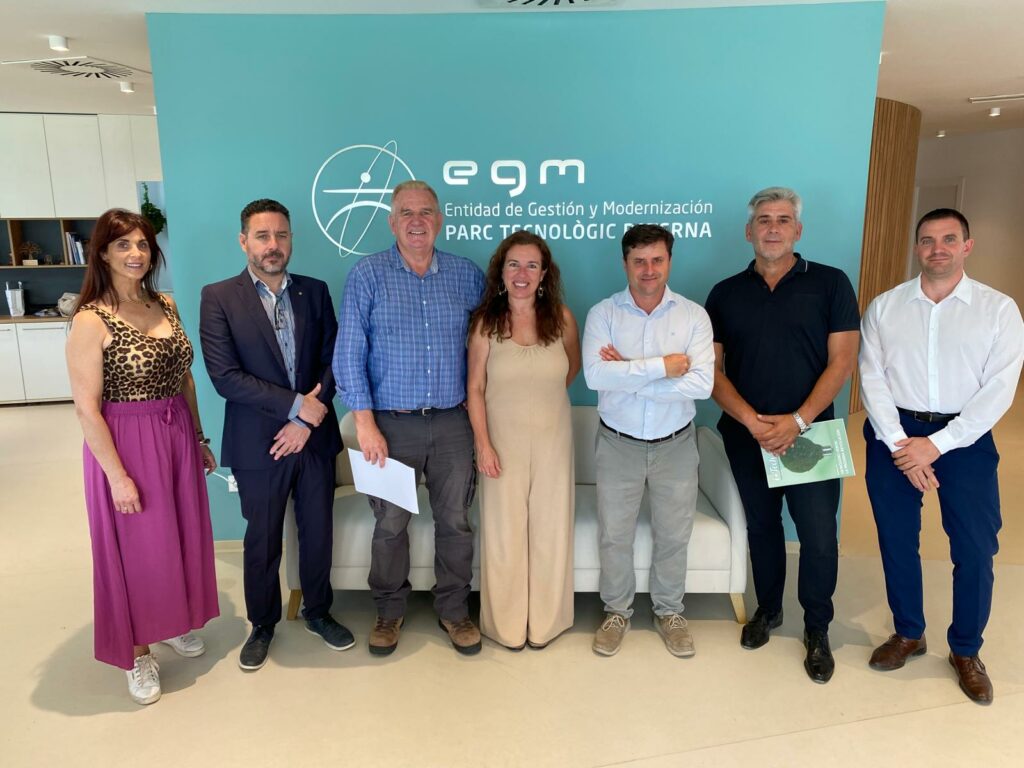 El 28 de junio se formalizó un acuerdo de colaboración entre Antonio Alagarda, presidente de la EGM Parc Tecnològic Paterna, y Francisco Aragón, presidente del Rotary Club