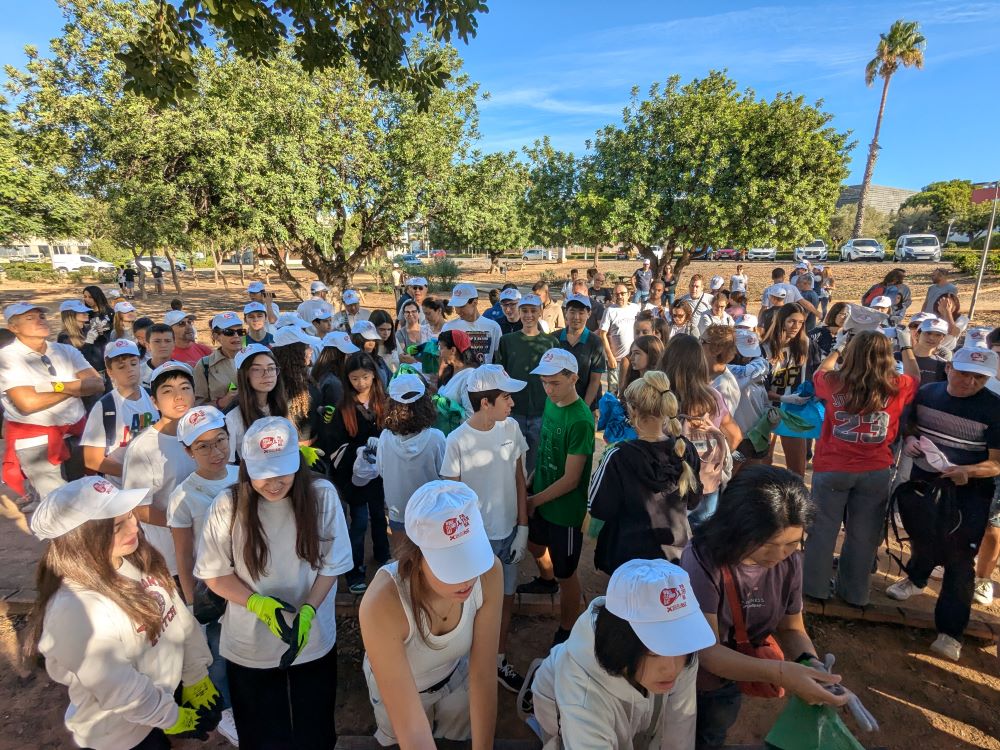 El pasado sábado disfrutamos de una estupenda jornada lúdica de concienciación con más de 160 voluntarios que se unieron a la EGM Parc Tecnològic Paterna para hacer del World Cleanup Day una jornada inolvidable